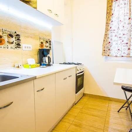 Cosy Central * Boekarest